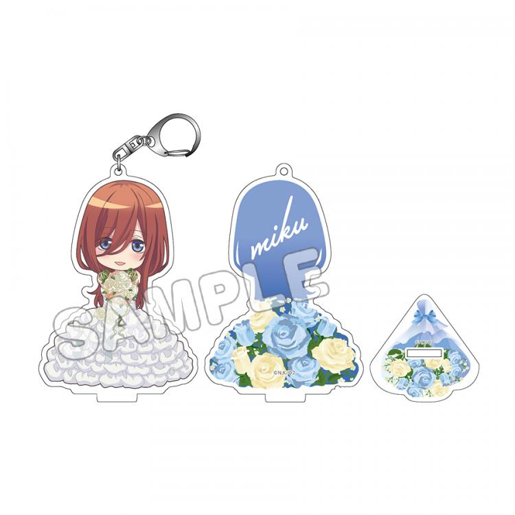 五等分の花嫁　コスモドレスver.　ちょいデカ アクリルキーホルダー　バラ売ok ふわっと浮かんでいる姿がかわいい♪『五等分の花嫁∬』のアクリル